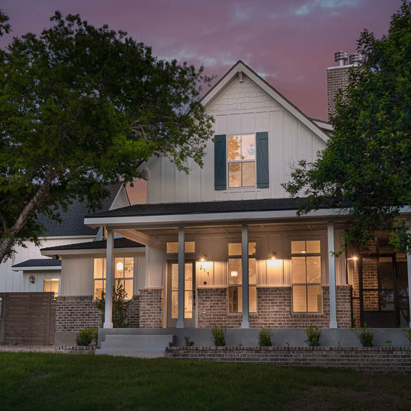 High-Street-Comfort-Texas-Agave-Custom-Homes